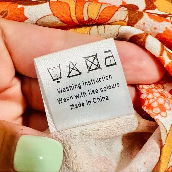 SimpleFun Women's Boho Top Floral Ruffle Short Sleeve Mock Neck Flowy Size Large - Picture 7 of 9